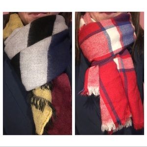 Set of 2 Scarves